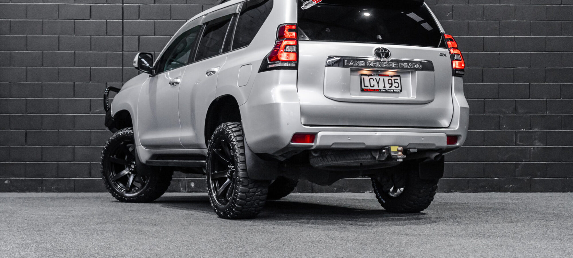 Vehicle Gallery Image