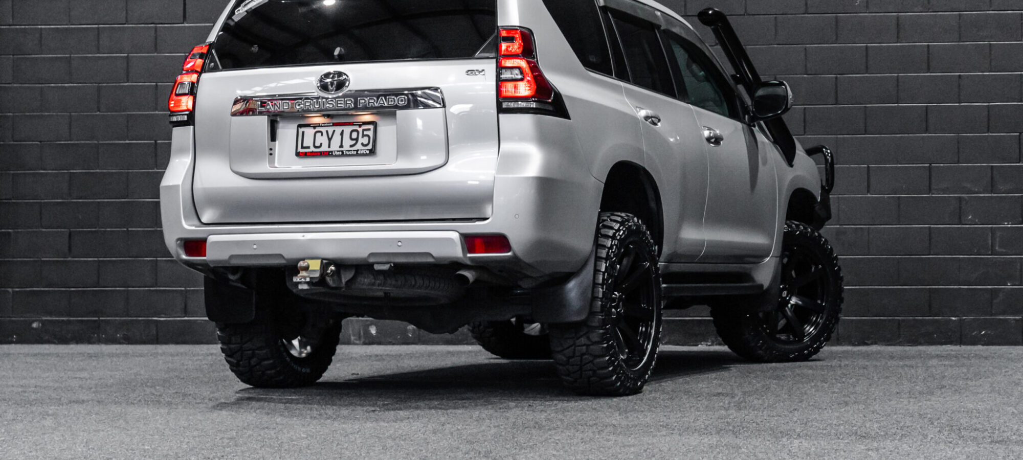 Vehicle Gallery Image