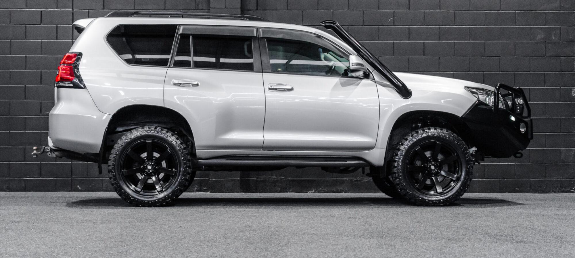 Vehicle Gallery Image