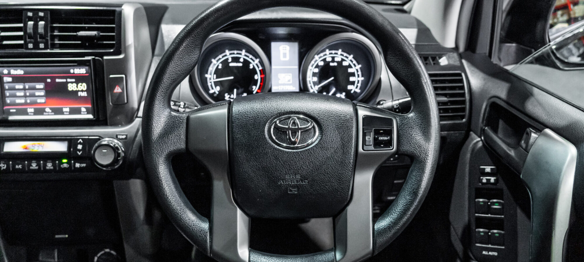 Vehicle Gallery Image