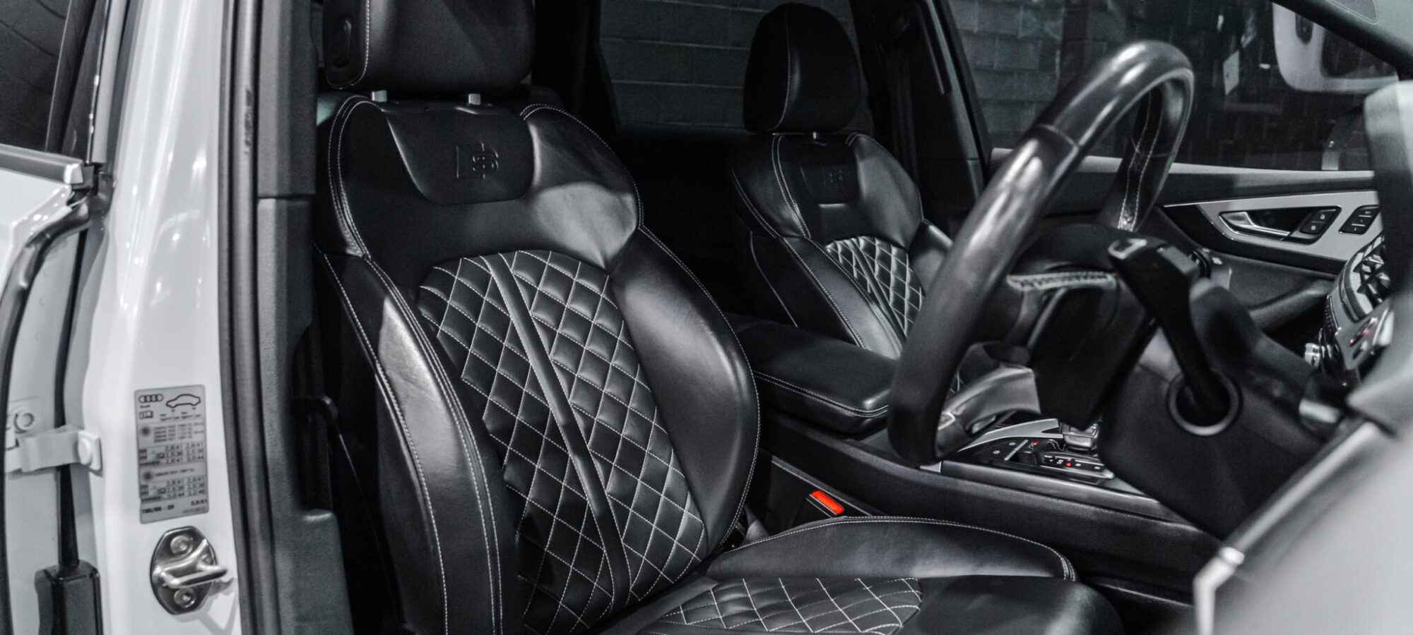 Vehicle Gallery Image