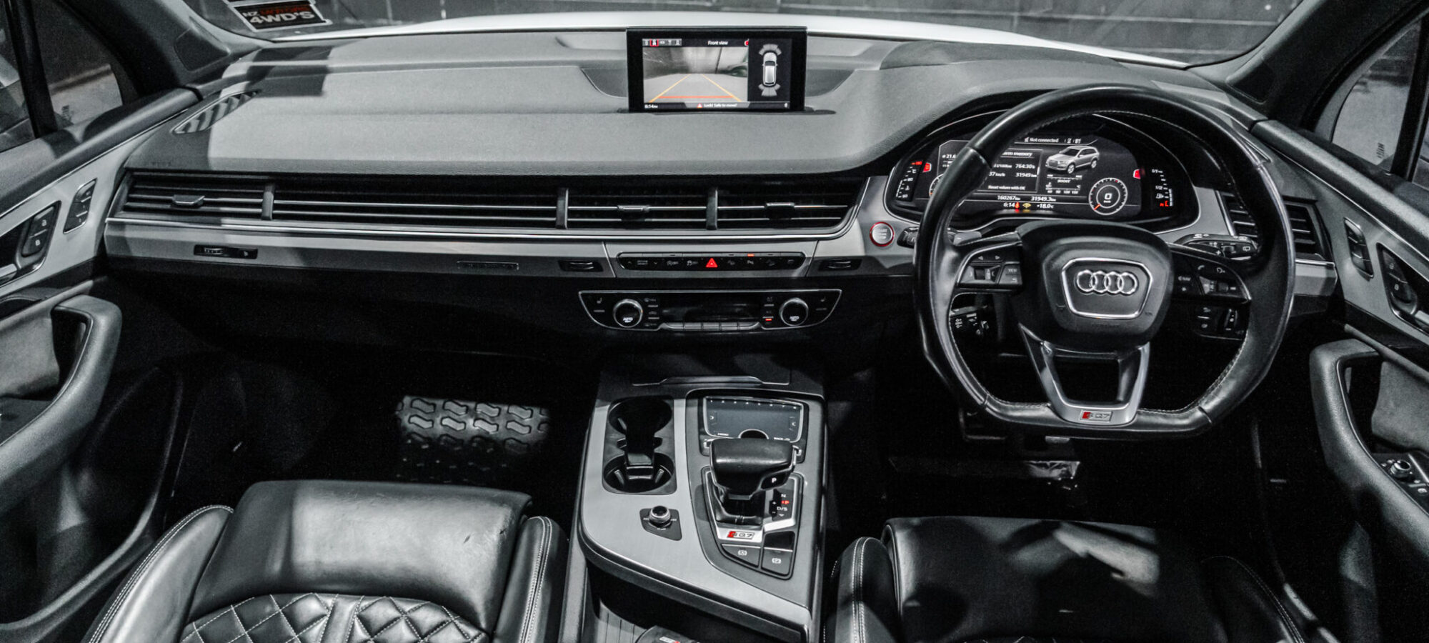 Vehicle Gallery Image