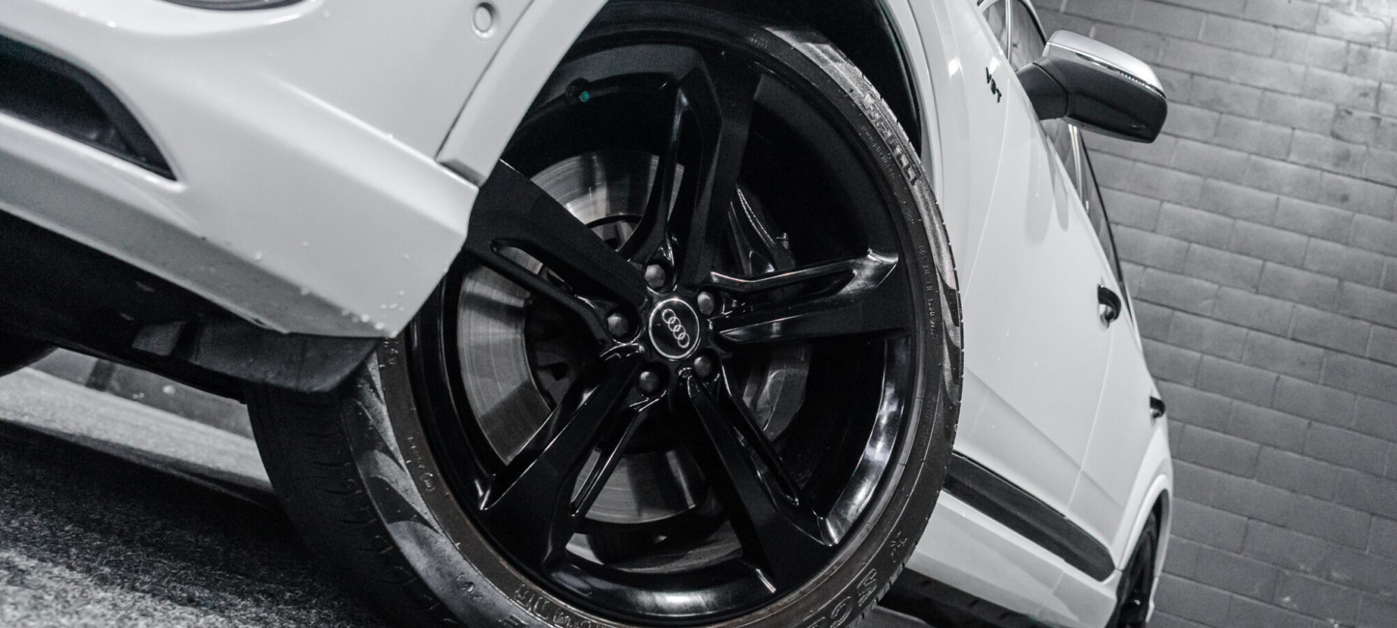 Vehicle Gallery Image