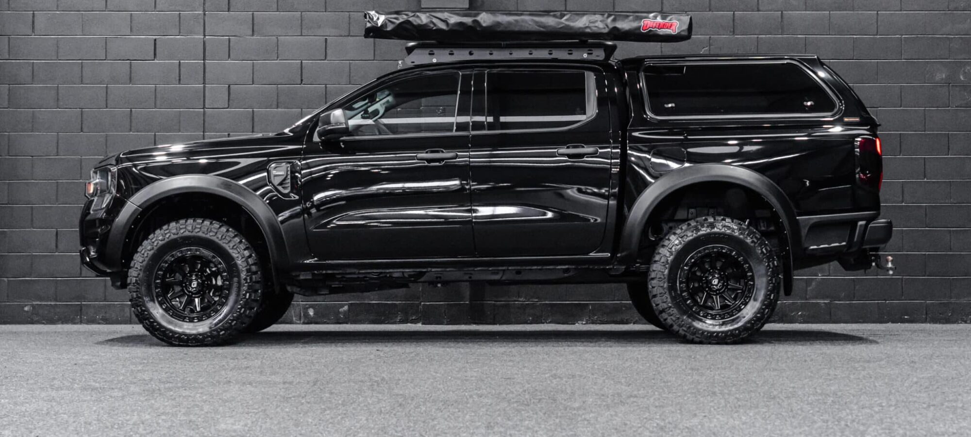 Vehicle Gallery Image