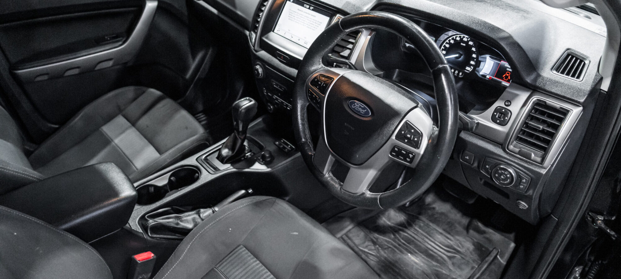 Vehicle Gallery Image