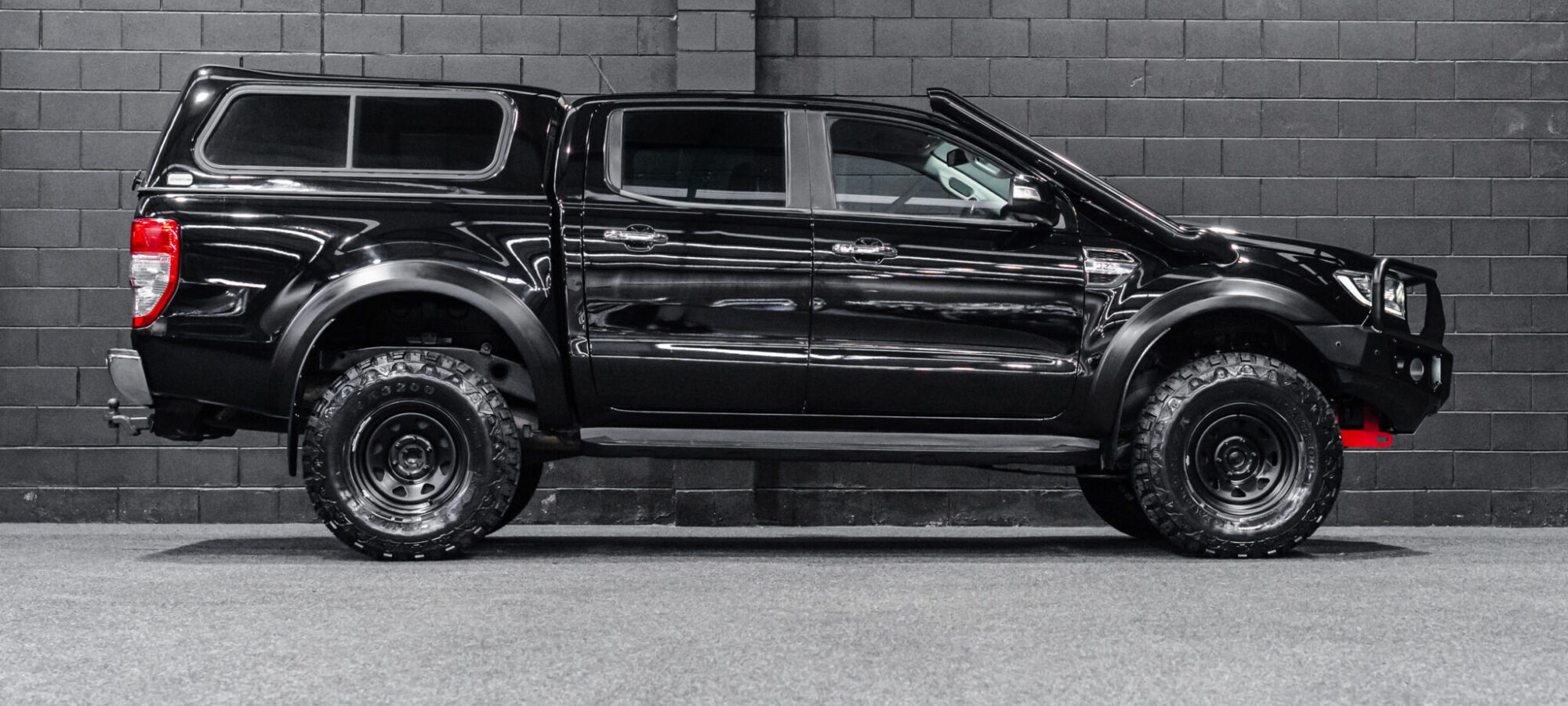 Vehicle Gallery Image
