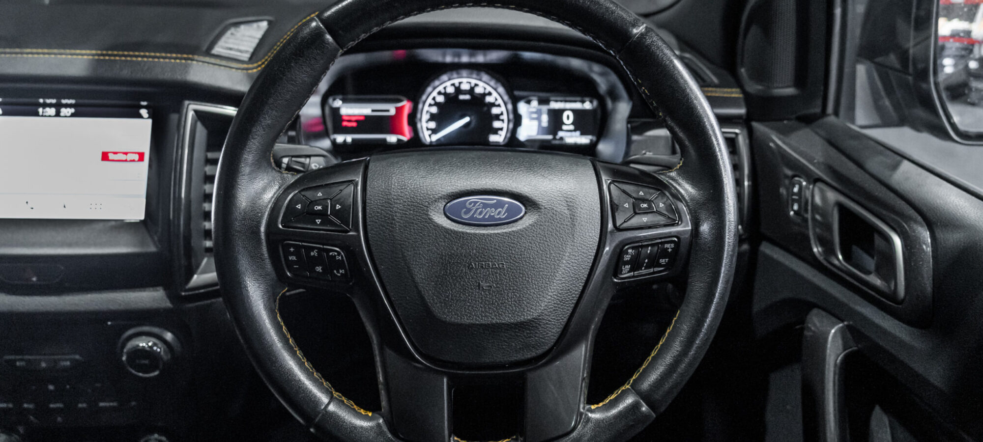 Vehicle Gallery Image