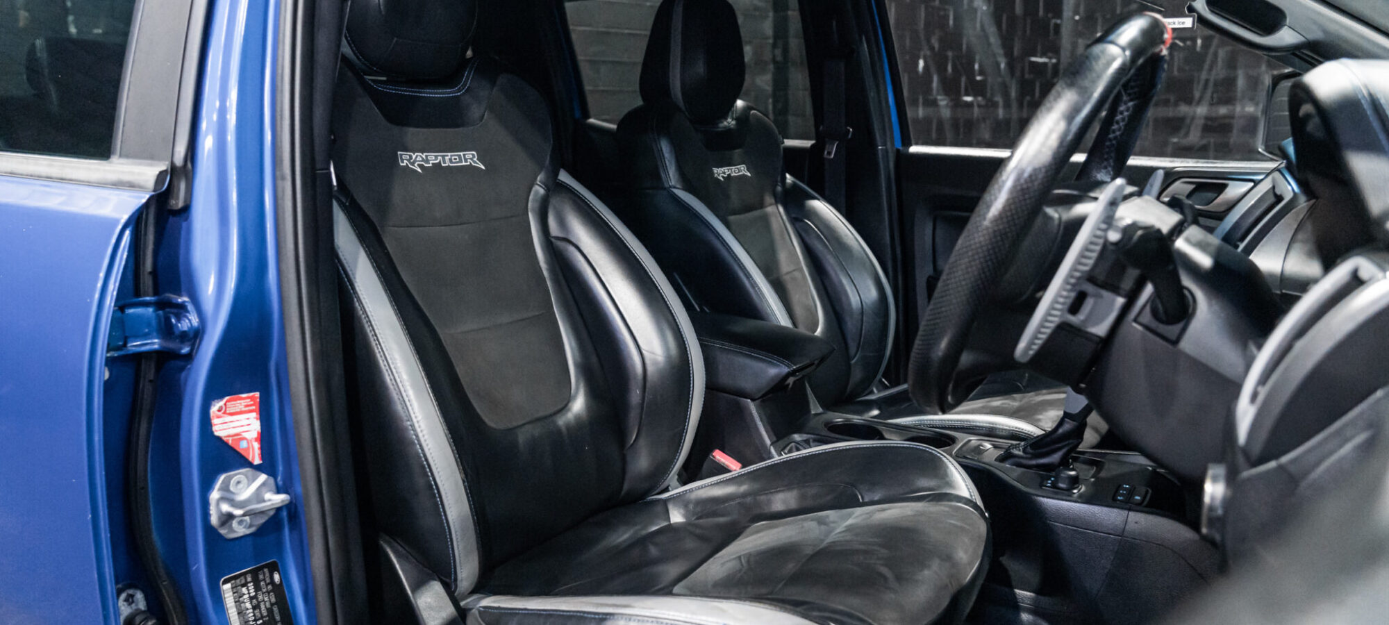 Vehicle Gallery Image