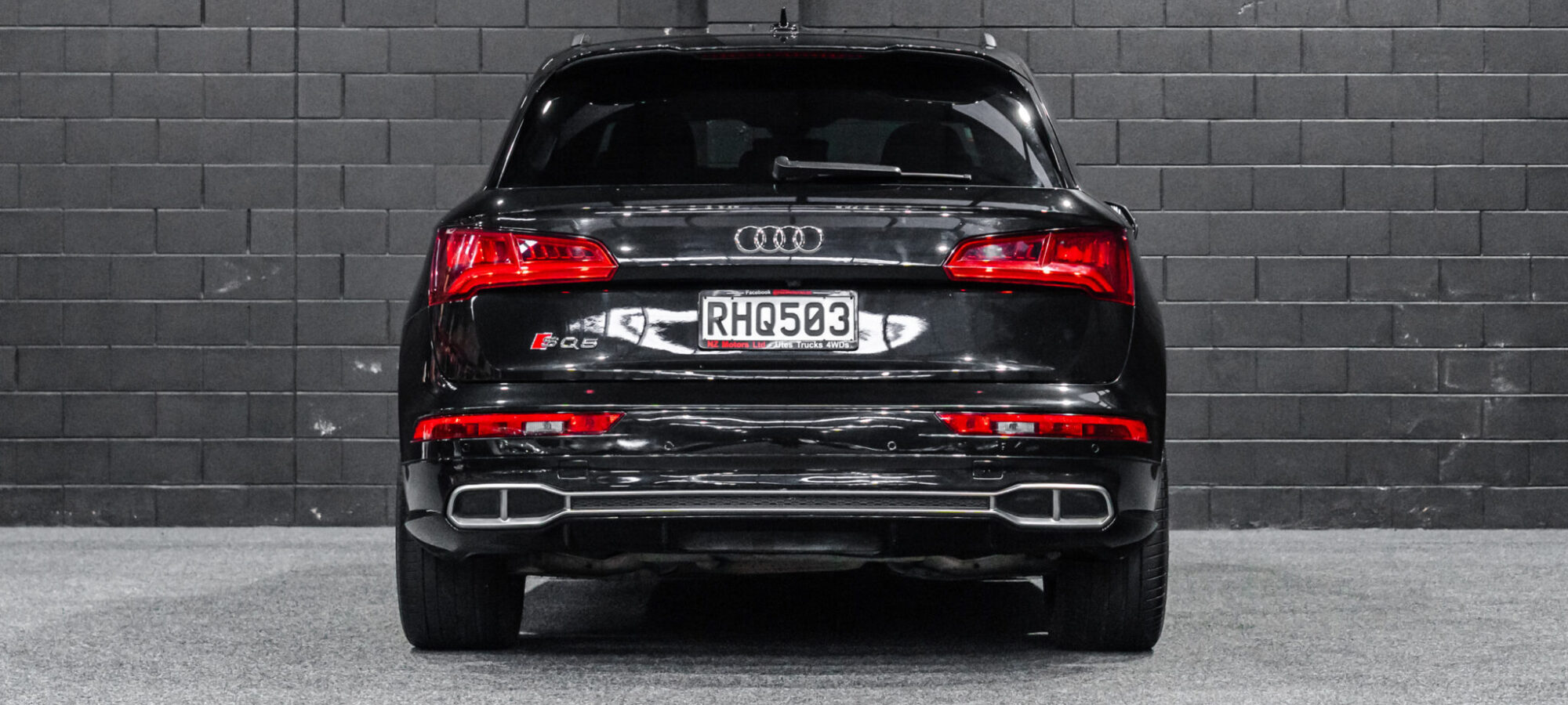 Vehicle Gallery Image