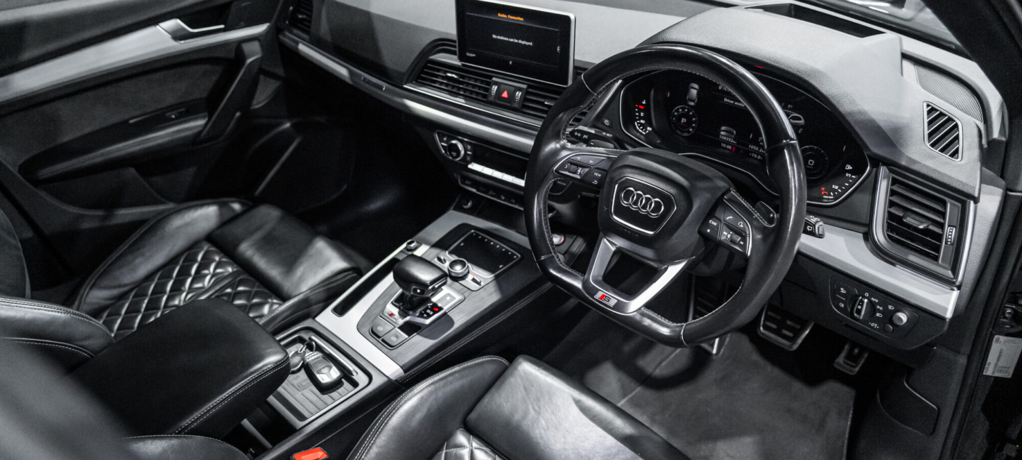 Vehicle Gallery Image