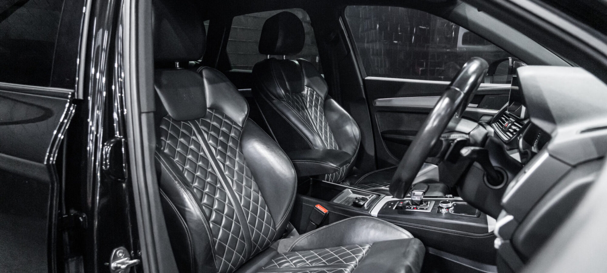 Vehicle Gallery Image