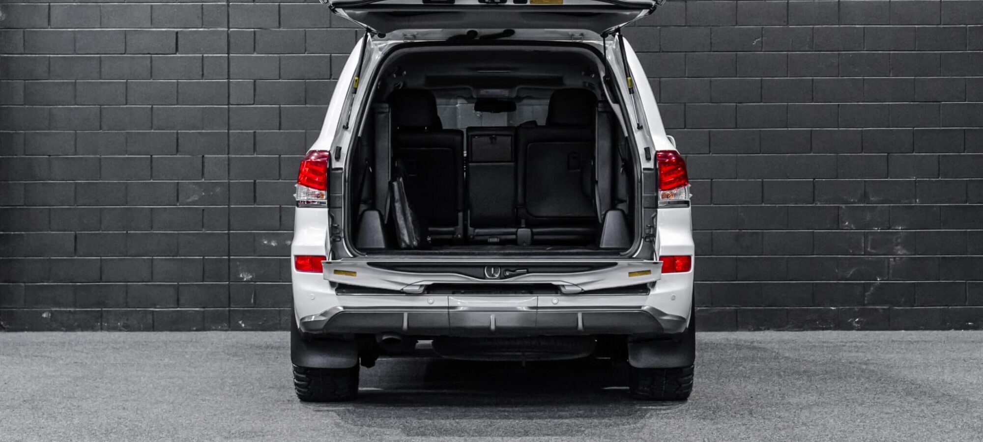 Vehicle Gallery Image