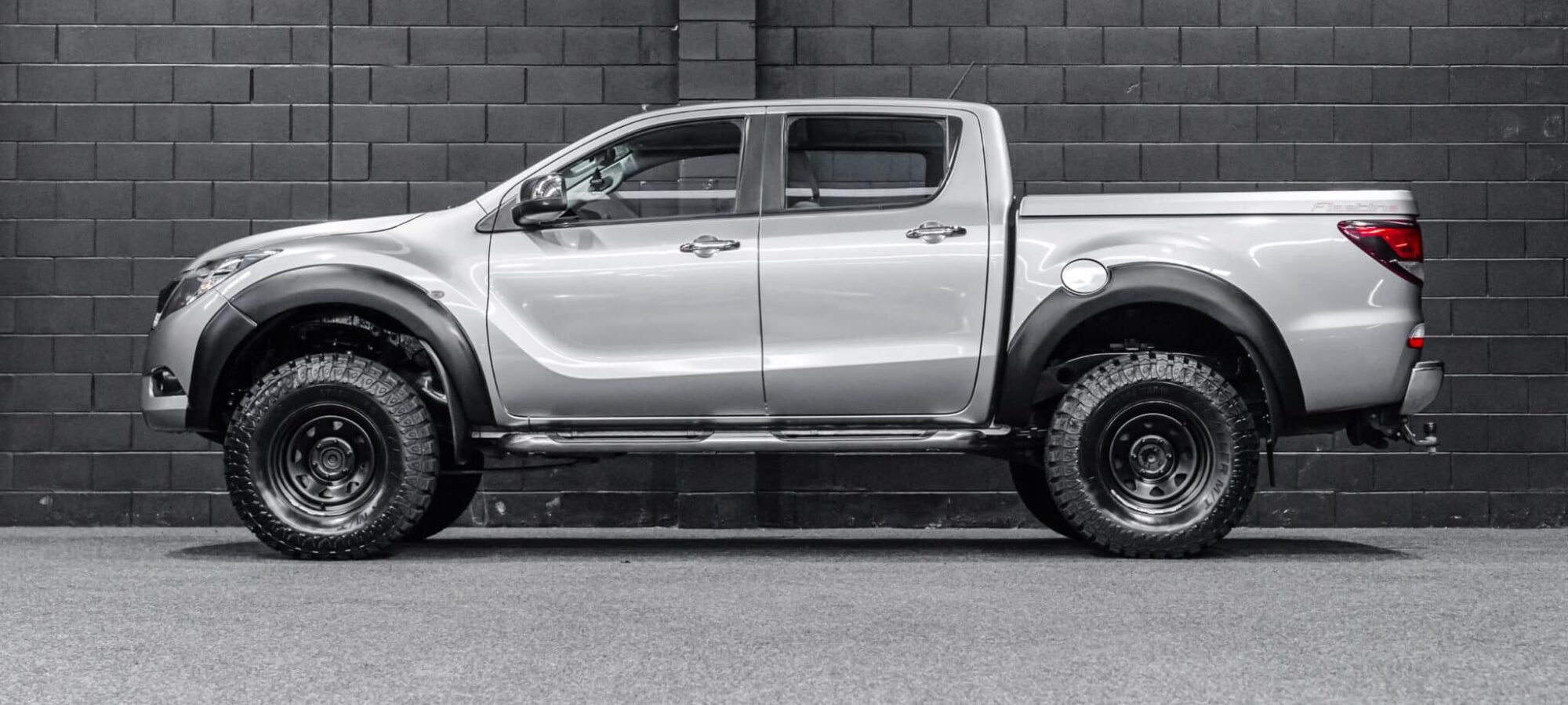 Vehicle Gallery Image