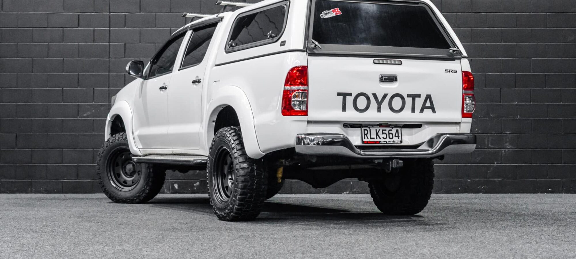 Vehicle Gallery Image