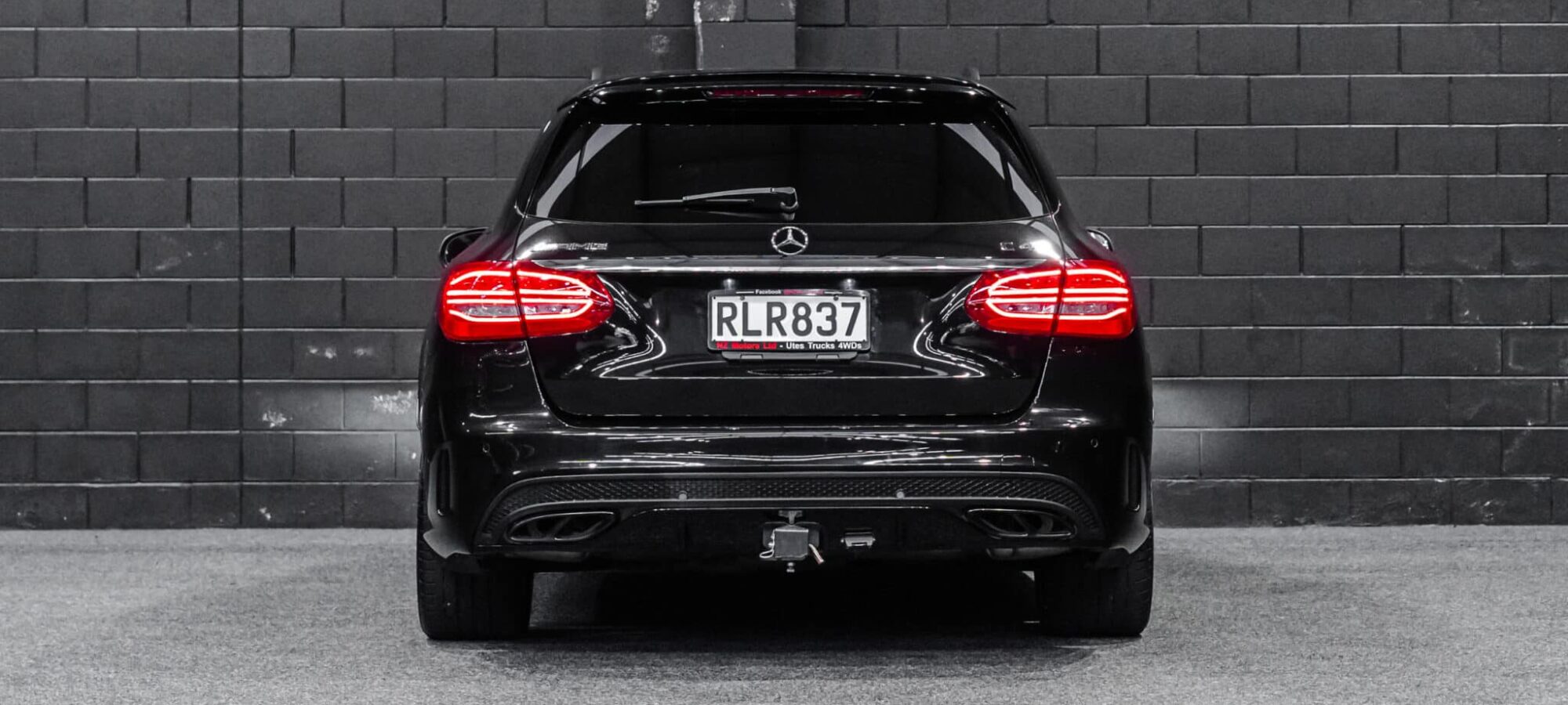 Vehicle Gallery Image