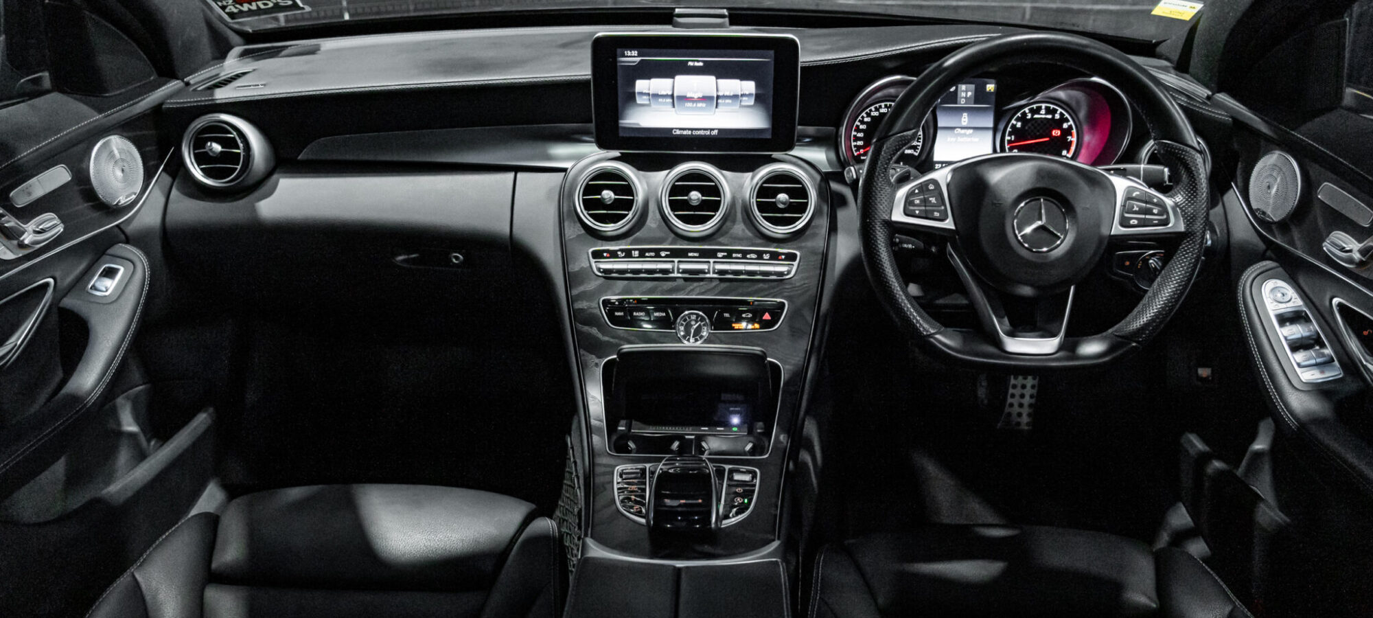 Vehicle Gallery Image