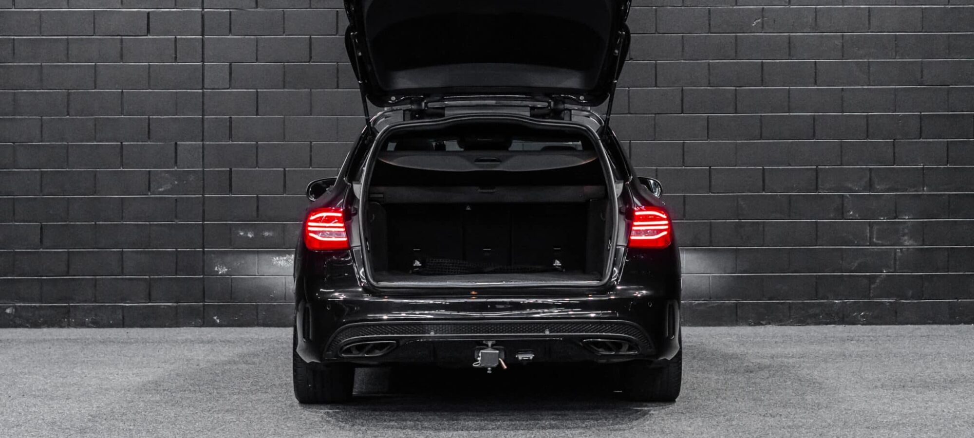 Vehicle Gallery Image