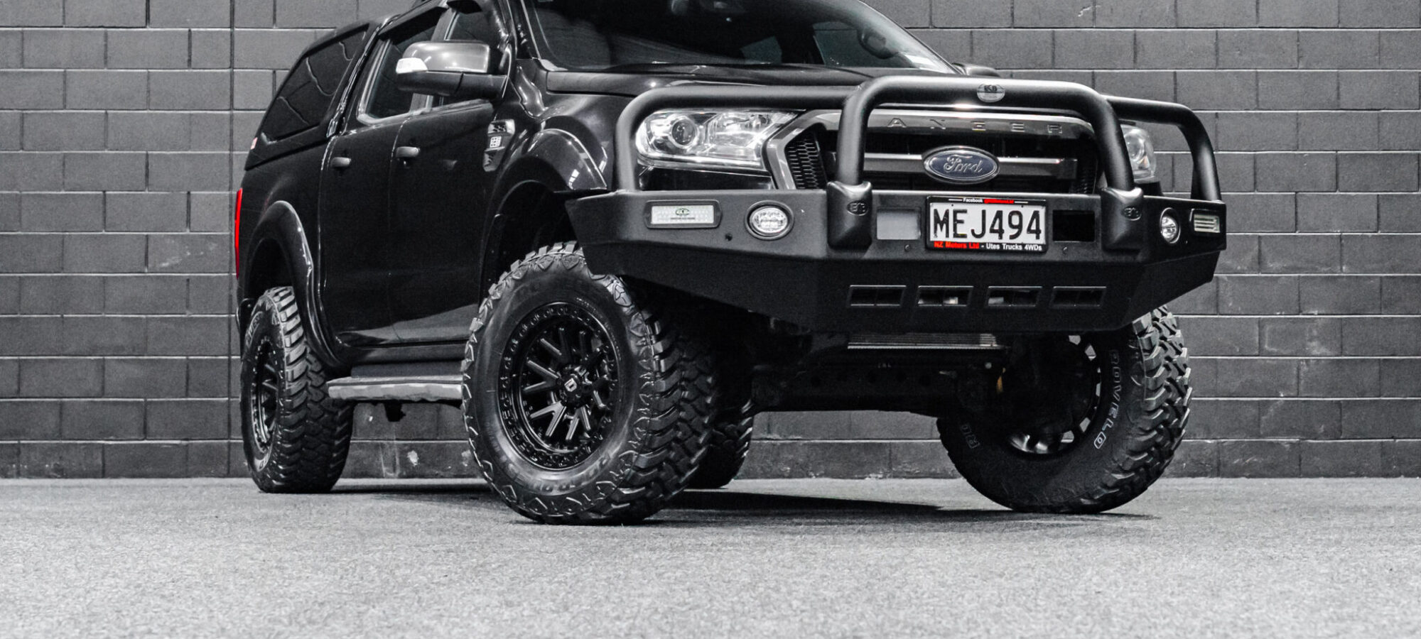 Vehicle Gallery Image