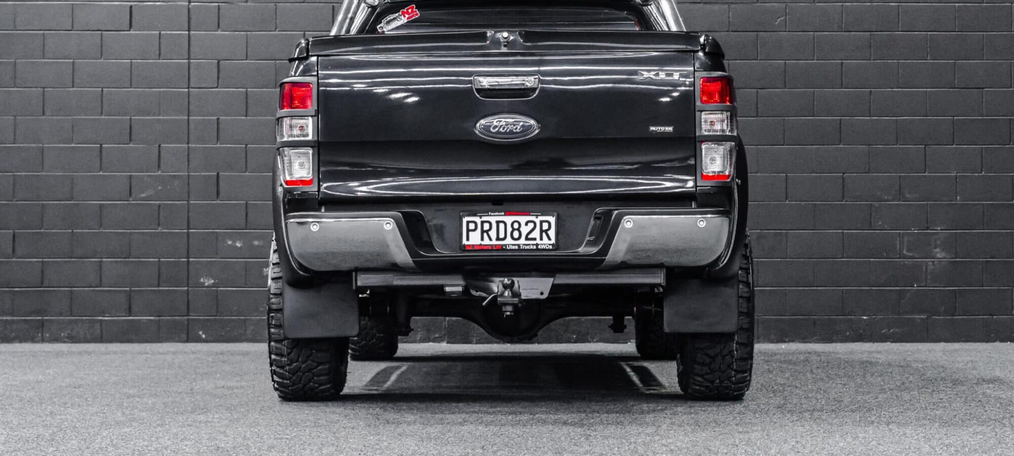 Vehicle Gallery Image