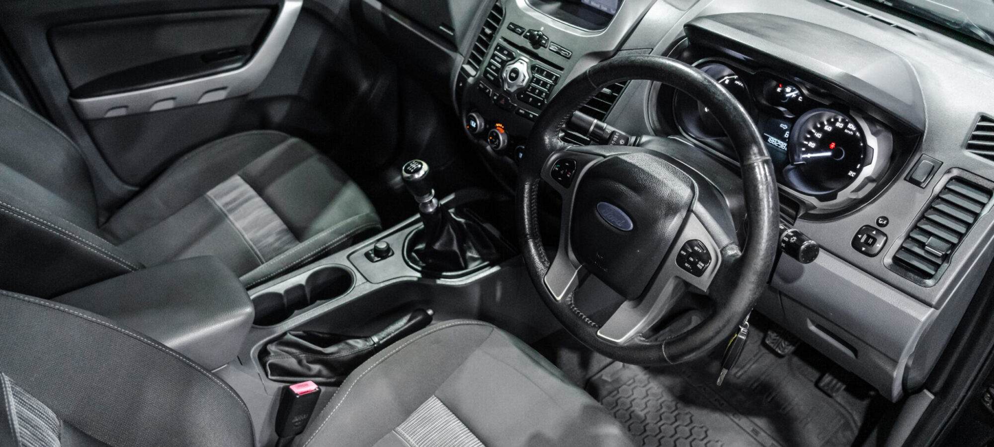 Vehicle Gallery Image