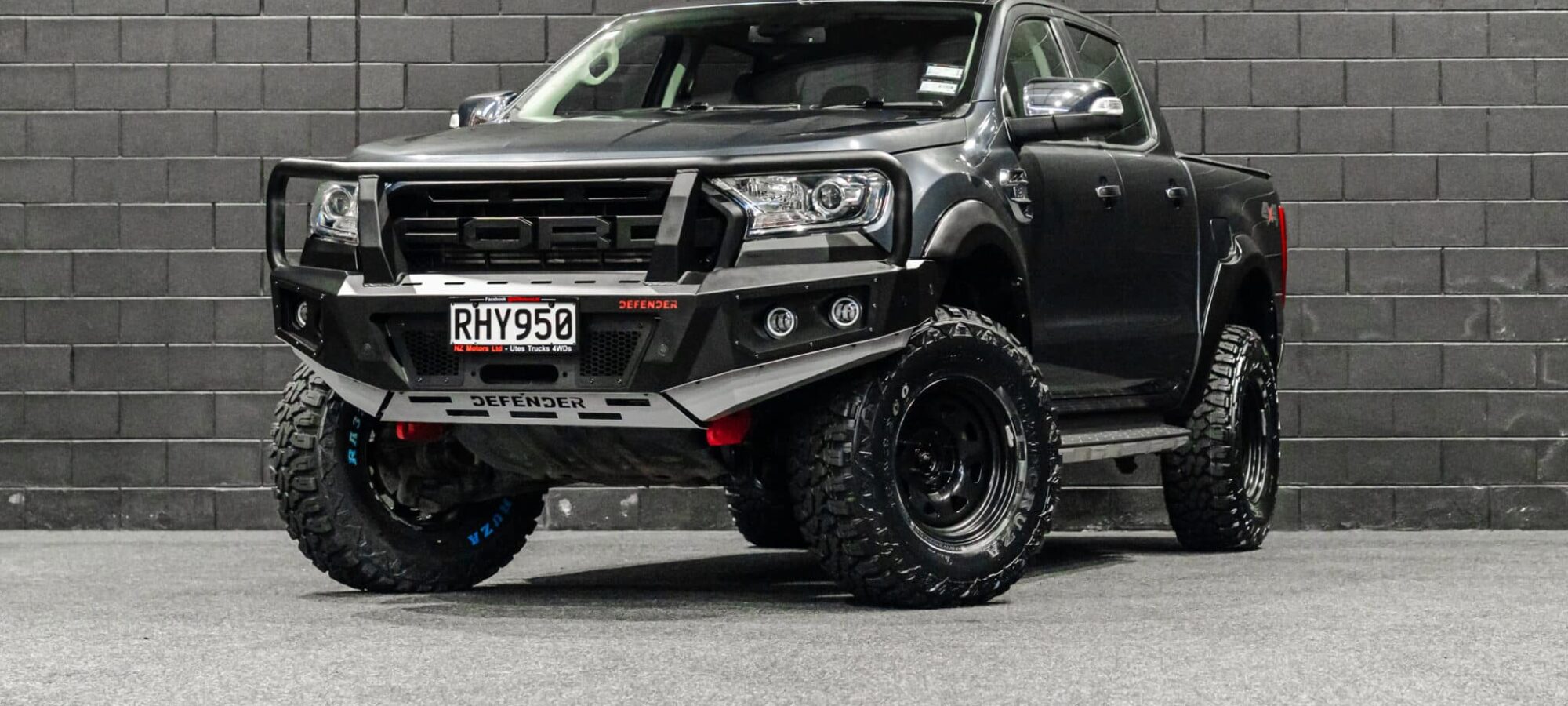 Vehicle Gallery Image