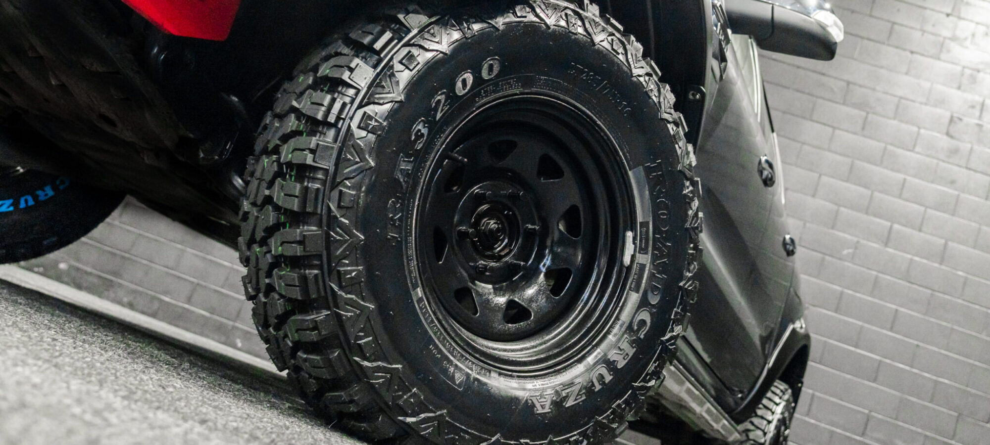 Vehicle Gallery Image