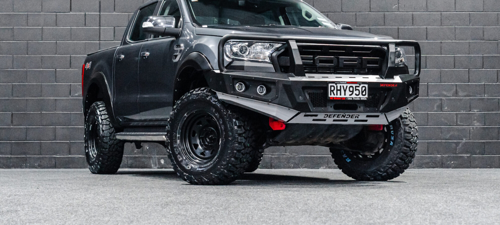 Vehicle Gallery Image