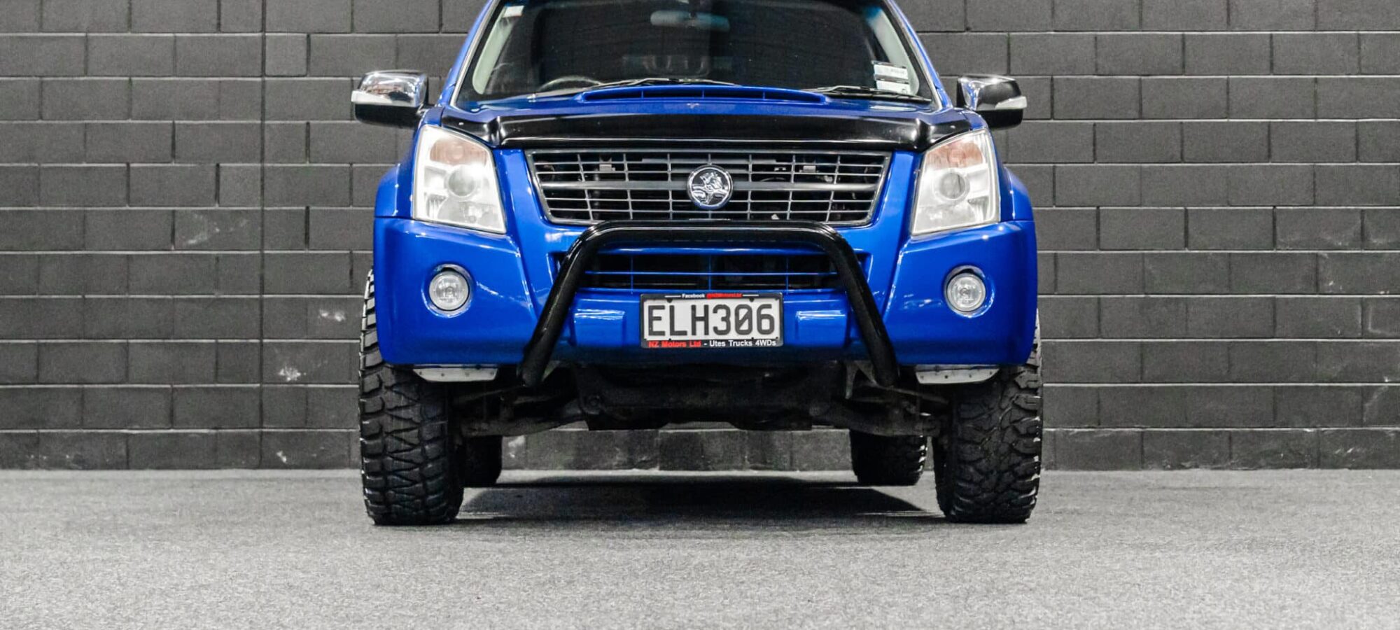 Vehicle Gallery Image