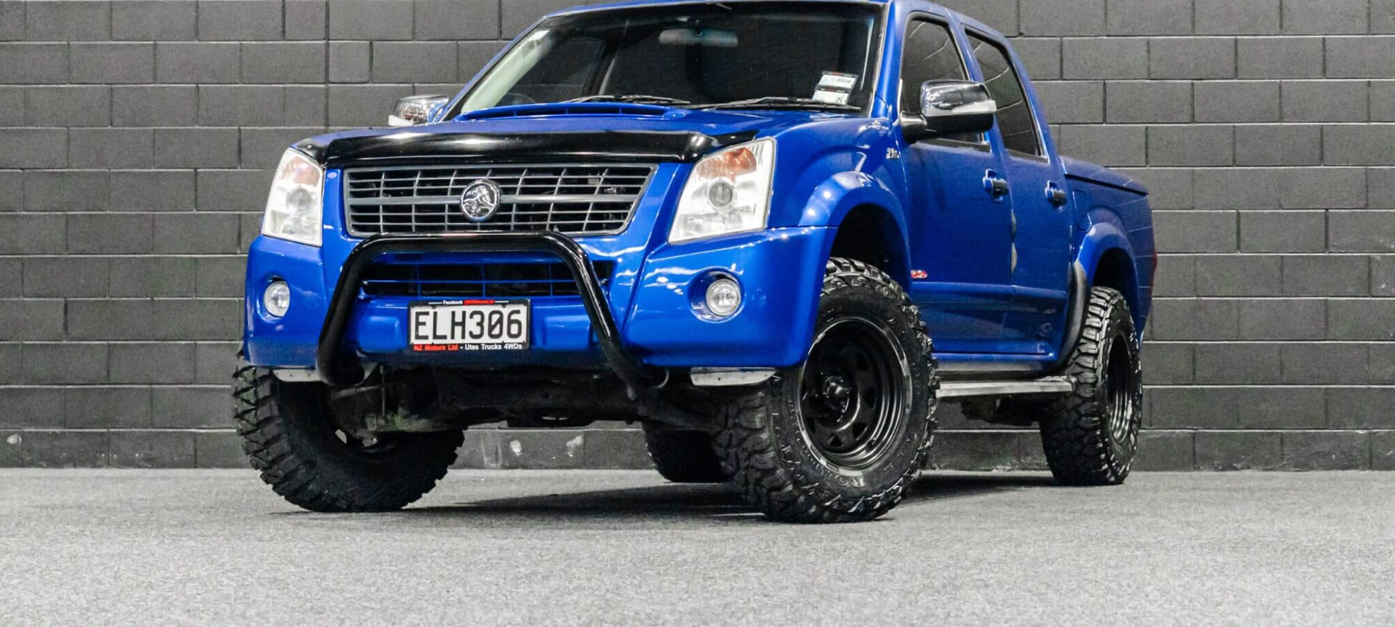 Vehicle Gallery Image