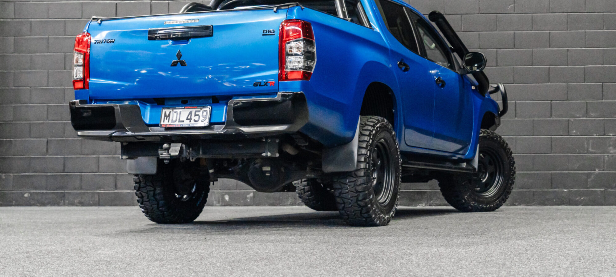 Vehicle Gallery Image