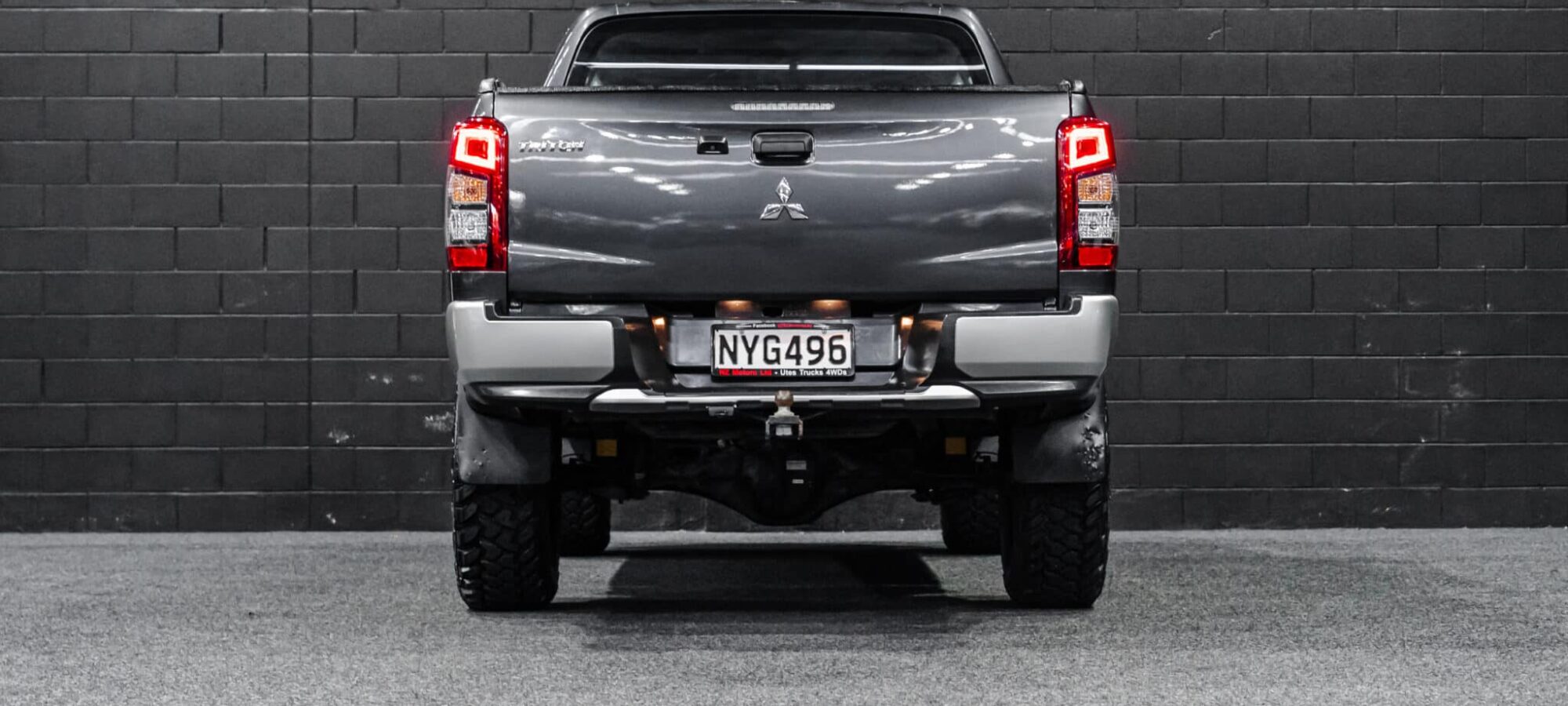 Vehicle Gallery Image