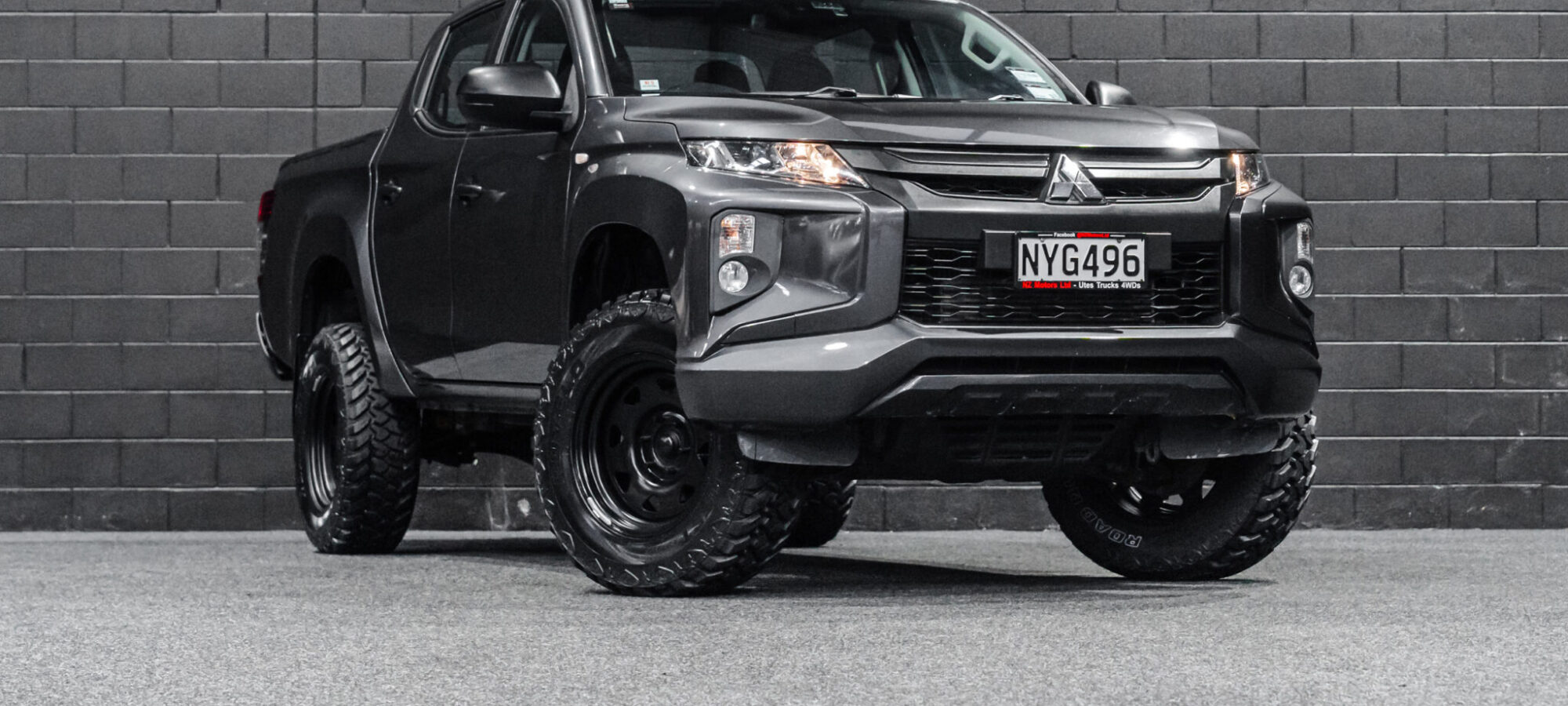 Vehicle Gallery Image
