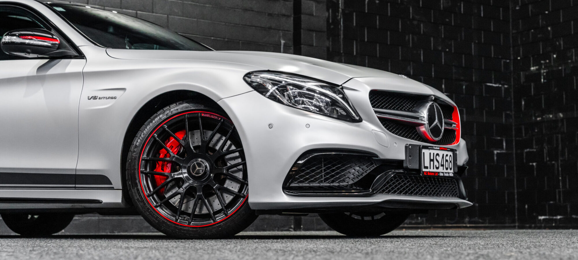 Vehicle Gallery Image