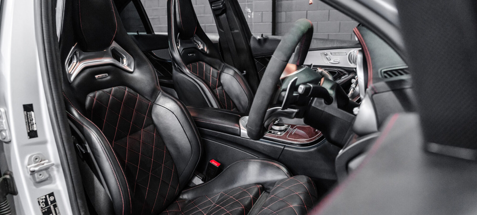 Vehicle Gallery Image