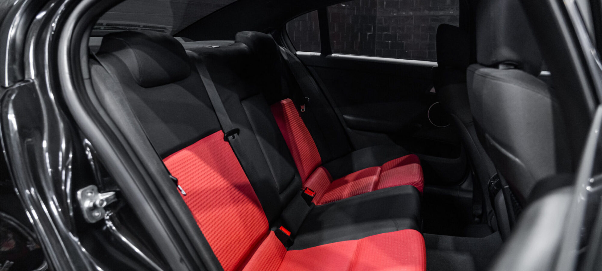 Vehicle Gallery Image