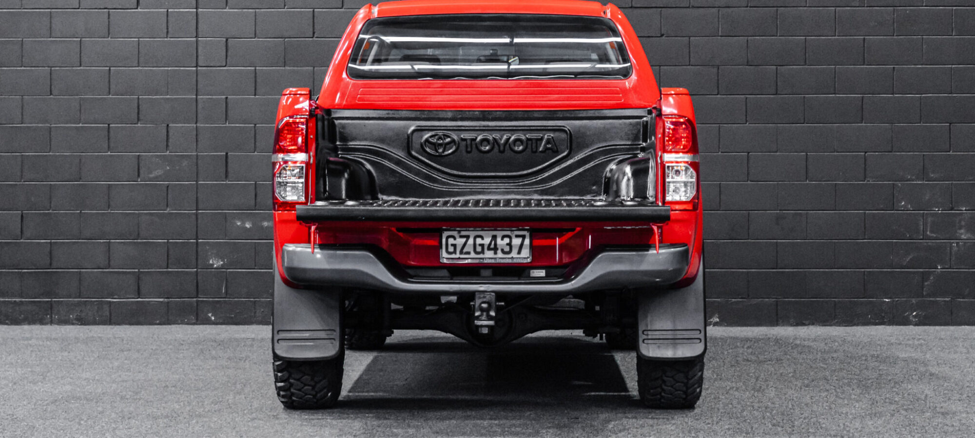 Vehicle Gallery Image