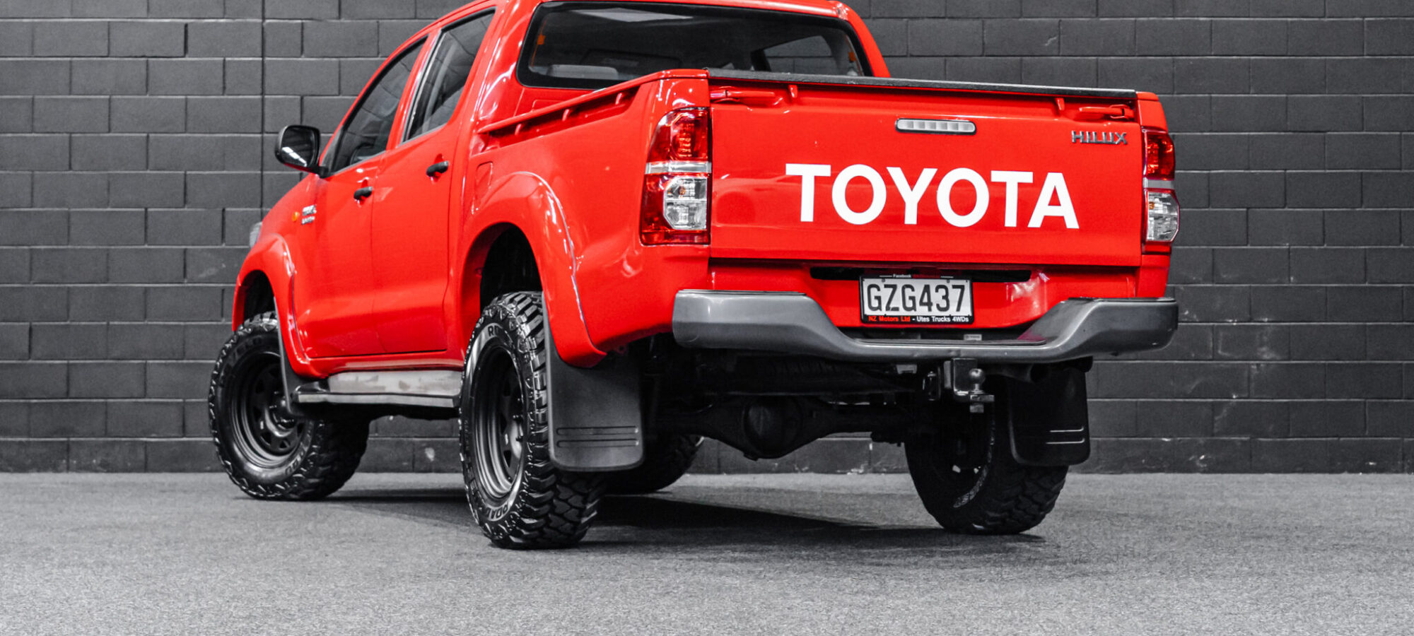 Vehicle Gallery Image