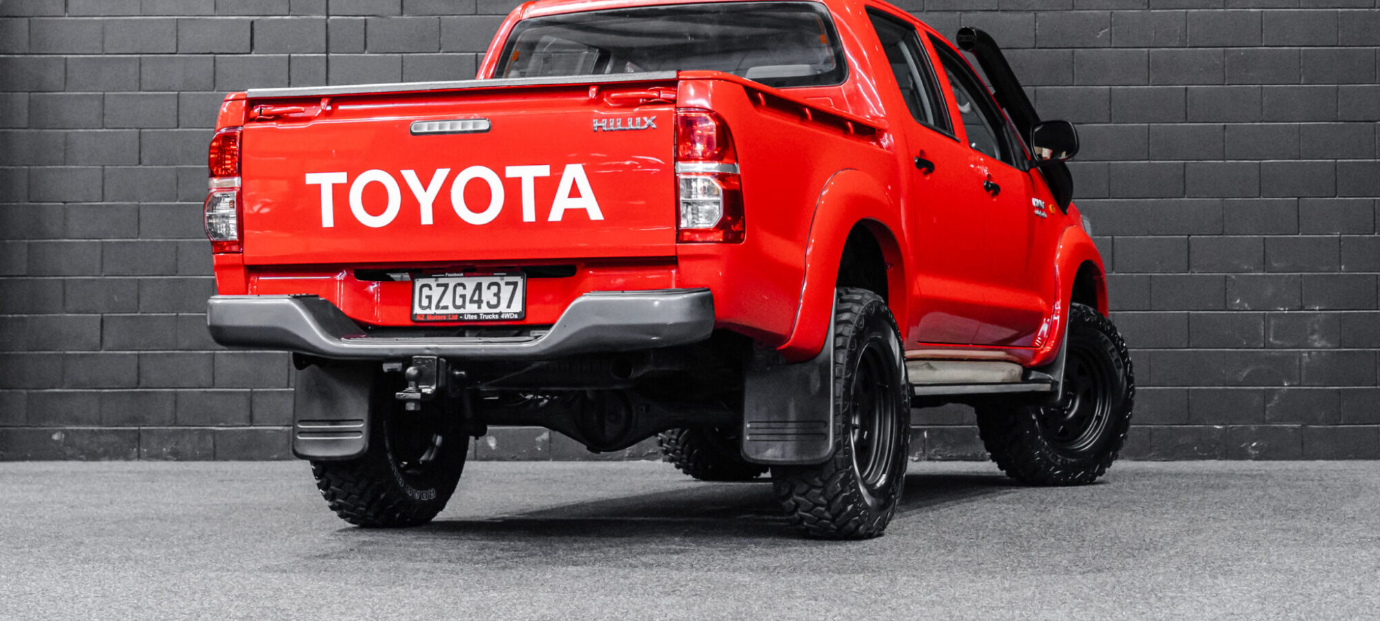 Vehicle Gallery Image