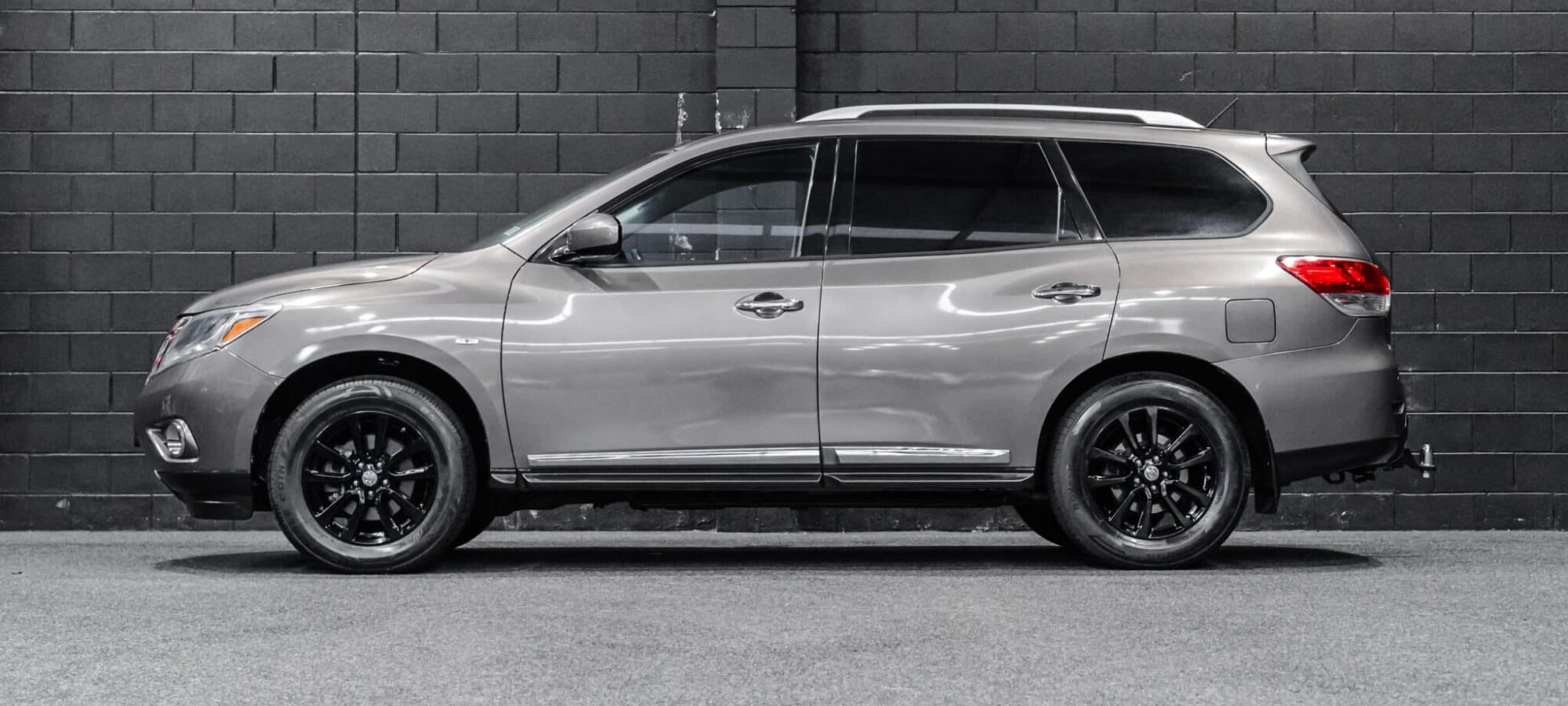 Vehicle Gallery Image