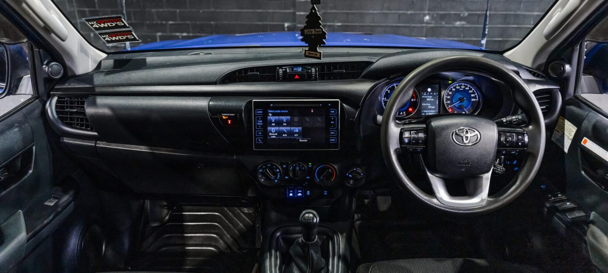 Vehicle Gallery Image