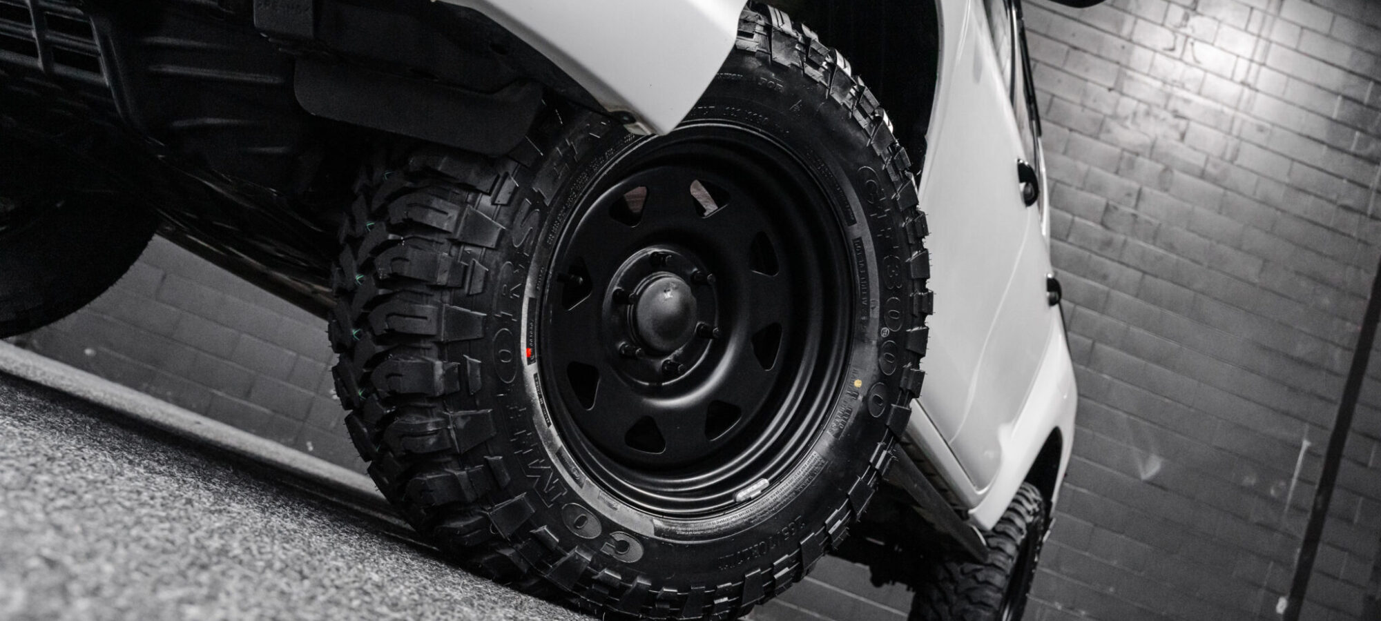 Vehicle Gallery Image