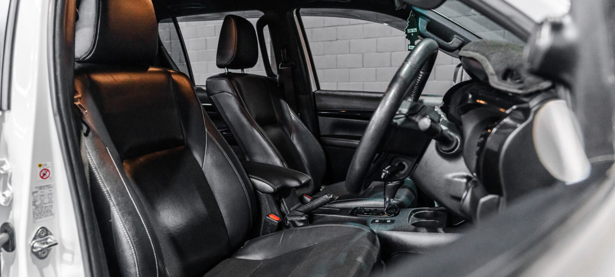 Vehicle Gallery Image