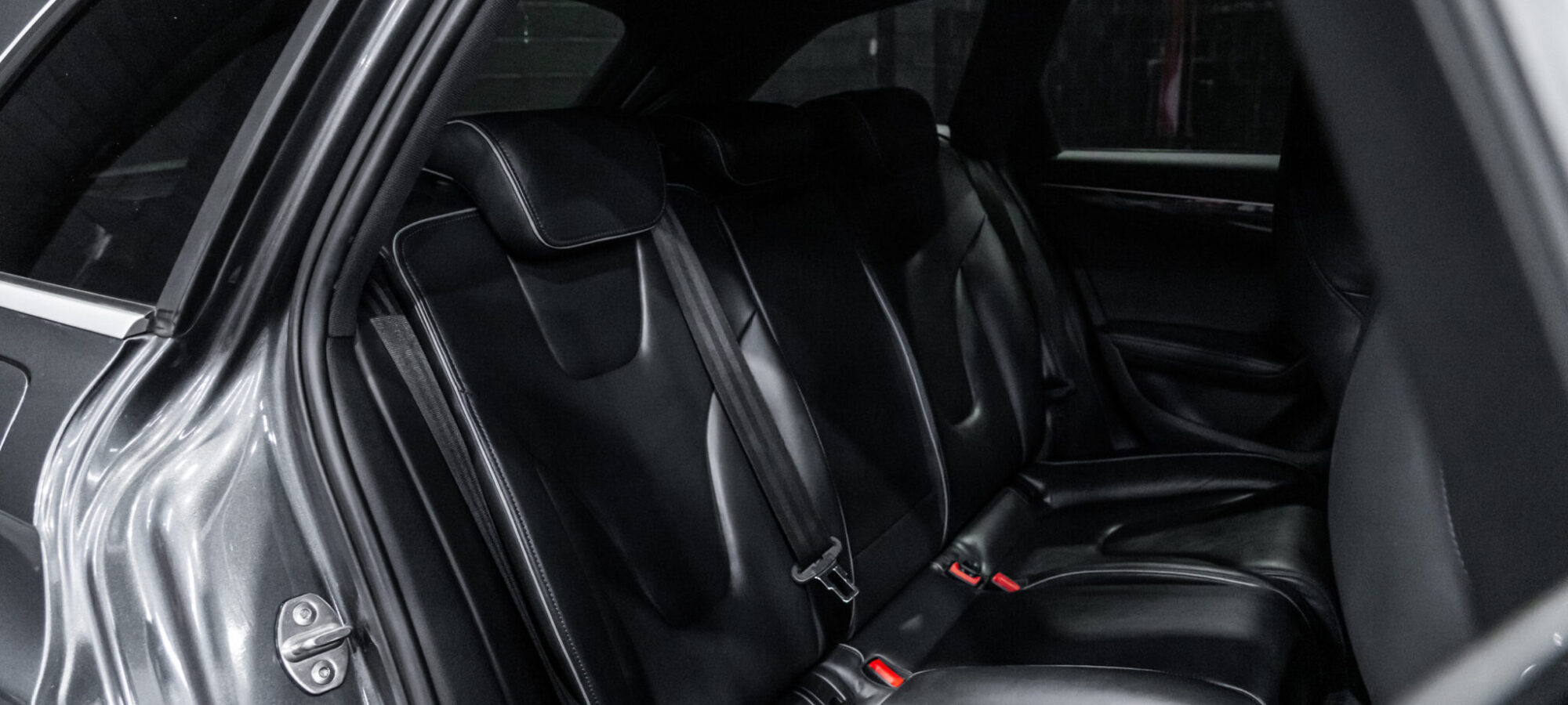 Vehicle Gallery Image