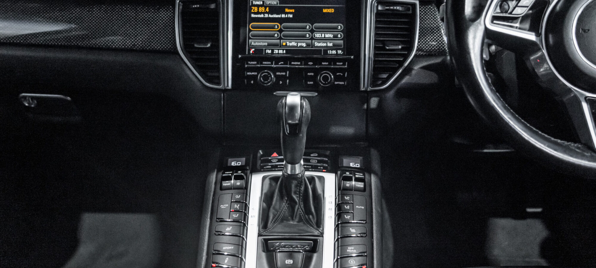 Vehicle Gallery Image