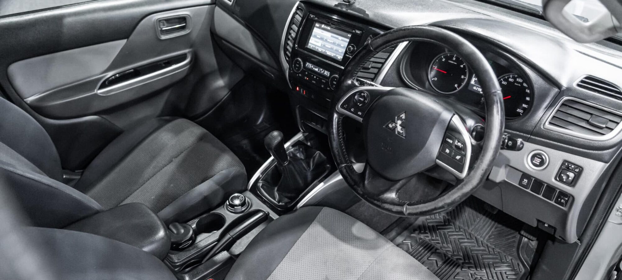 Vehicle Gallery Image