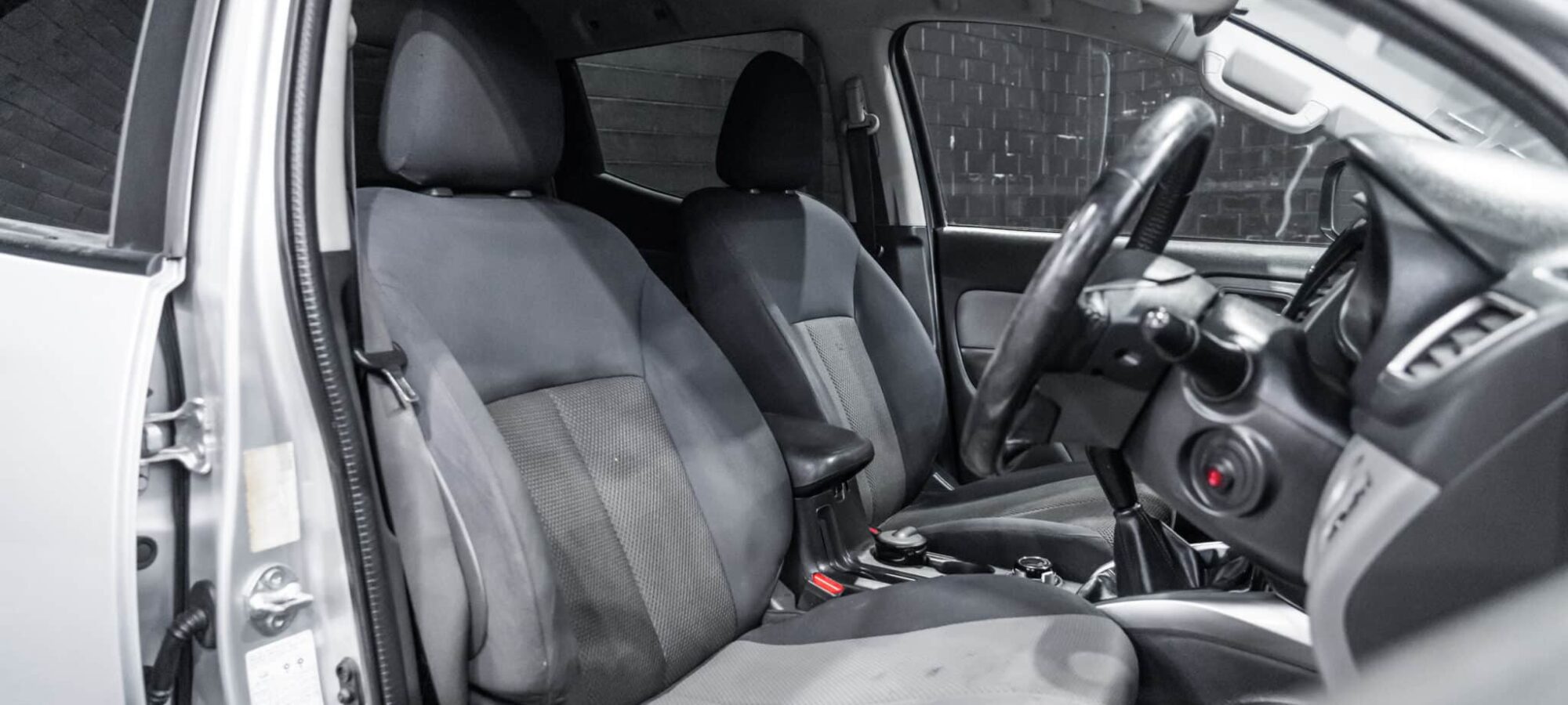 Vehicle Gallery Image