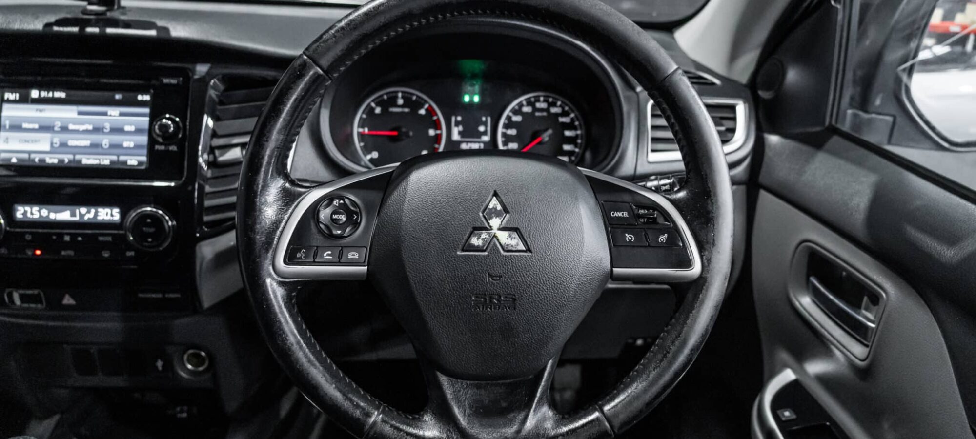 Vehicle Gallery Image