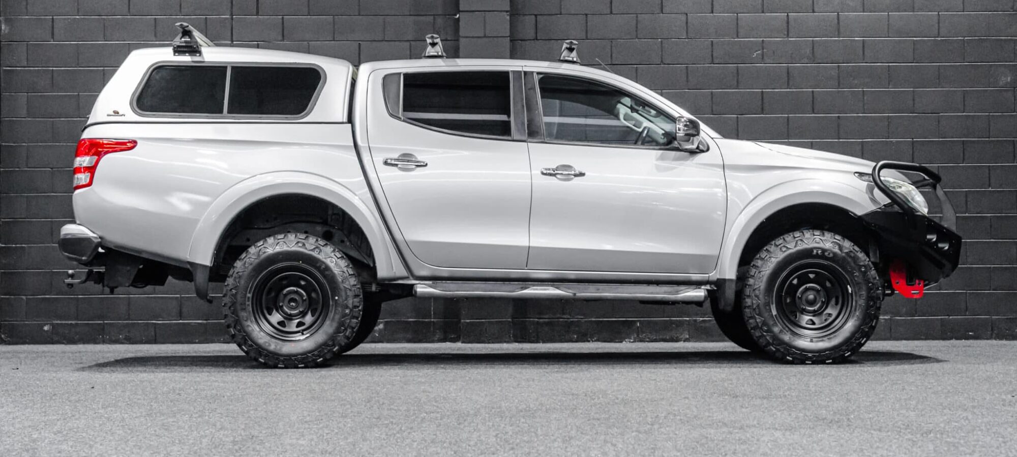 Vehicle Gallery Image