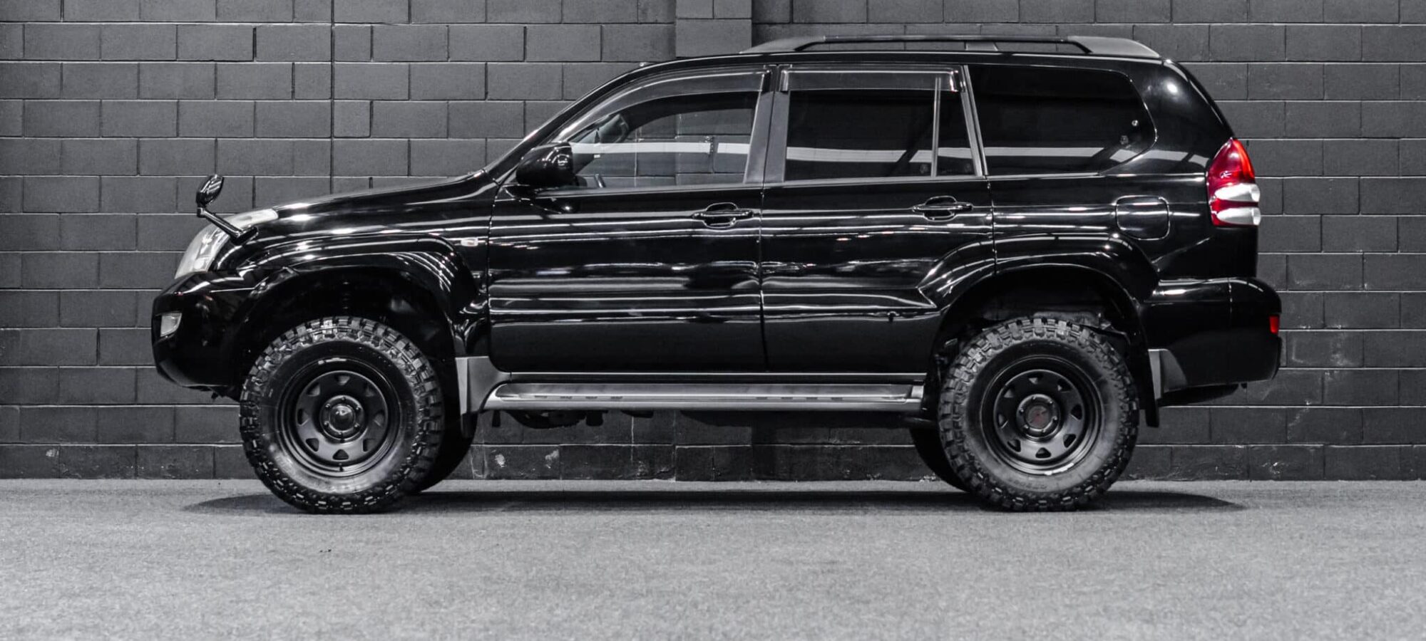 Vehicle Gallery Image