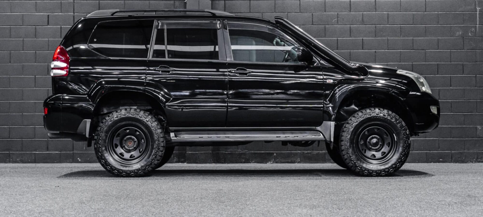 Vehicle Gallery Image